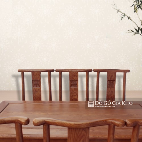 Bàn Ăn Gỗ Sồi Phun Màu Xoan Đào
